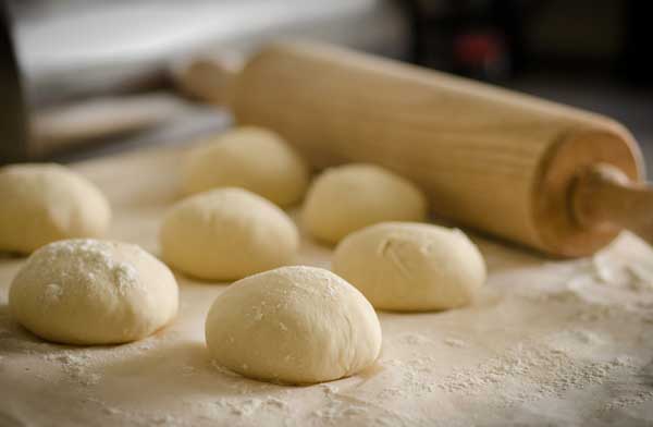 web Bread baking dough 943245