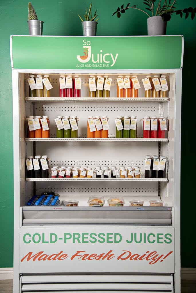 An energy-efficient cover was added to So Juicyโs display fridge to bring down the restaurantโs energy usage