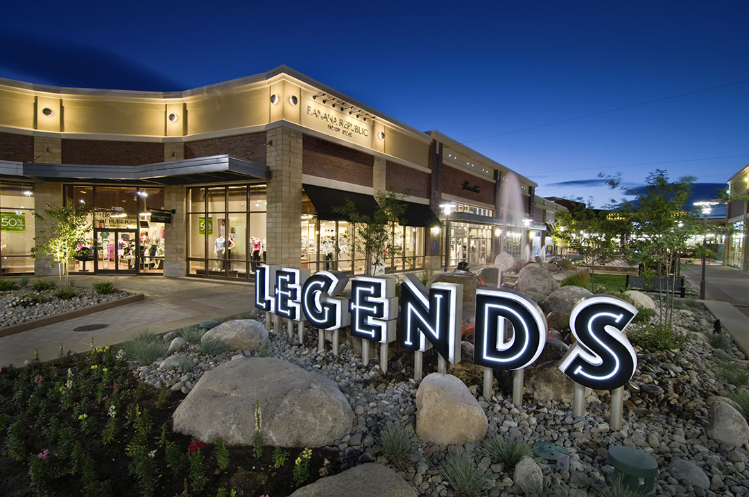 Nike outlet legends sales mall