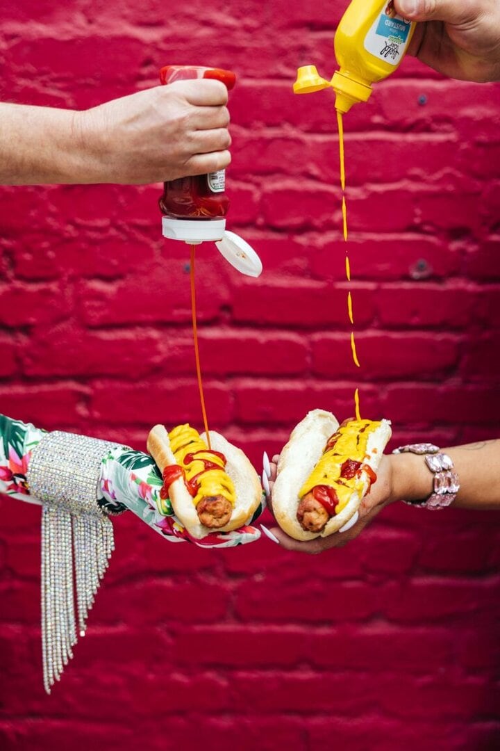 Sharpay Evans-DeLeon and Sofia Evans load up their dogs with plenty of ketchup and mustard