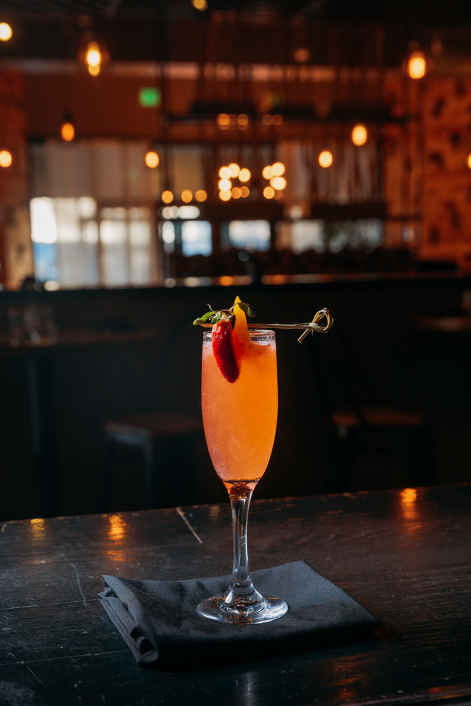 Peach and strawberry Bellini at Cafรฉ Whitney