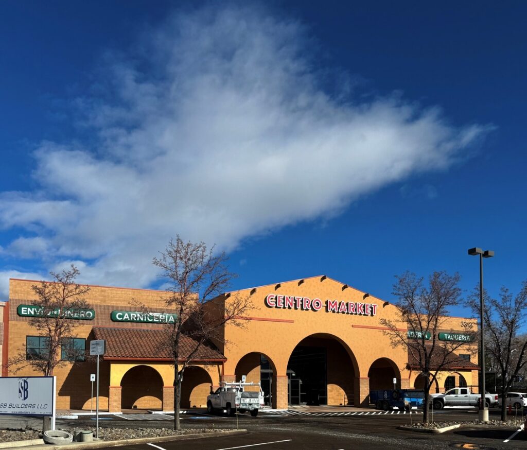 Centro Market